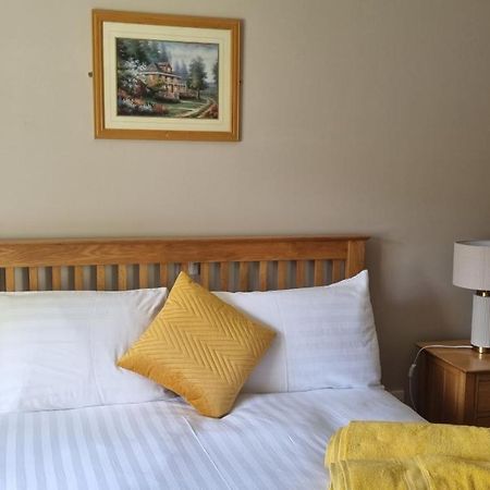 2 Bedroomed Ground Floor Apartment Kenmare Exterior photo