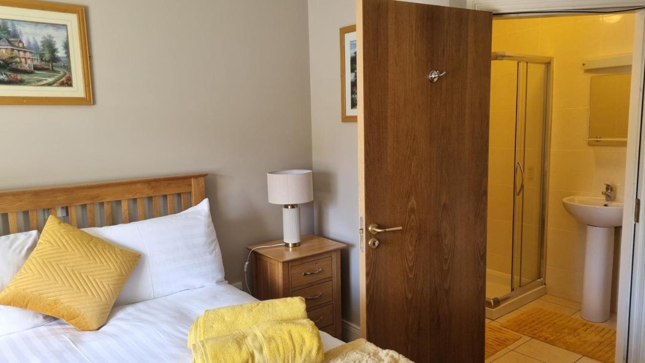 2 Bedroomed Ground Floor Apartment Kenmare Exterior photo